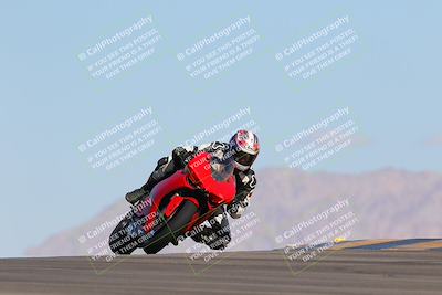 media/Oct-01-2023-SoCal Trackdays (Sun) [[4c570cc352]]/Turn 9 Set 2 (10am)/